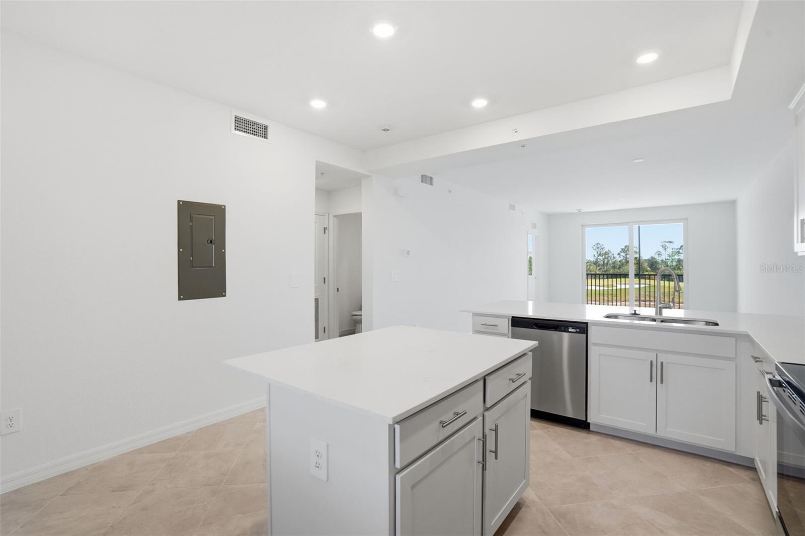 19110 SCALLOP LOOP #204, LAKEWOOD RANCH, FL — photo 7