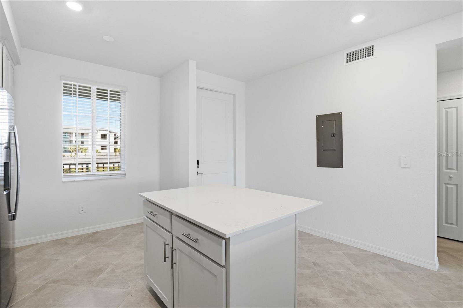 19110 SCALLOP LOOP #204, LAKEWOOD RANCH, FL — photo 8