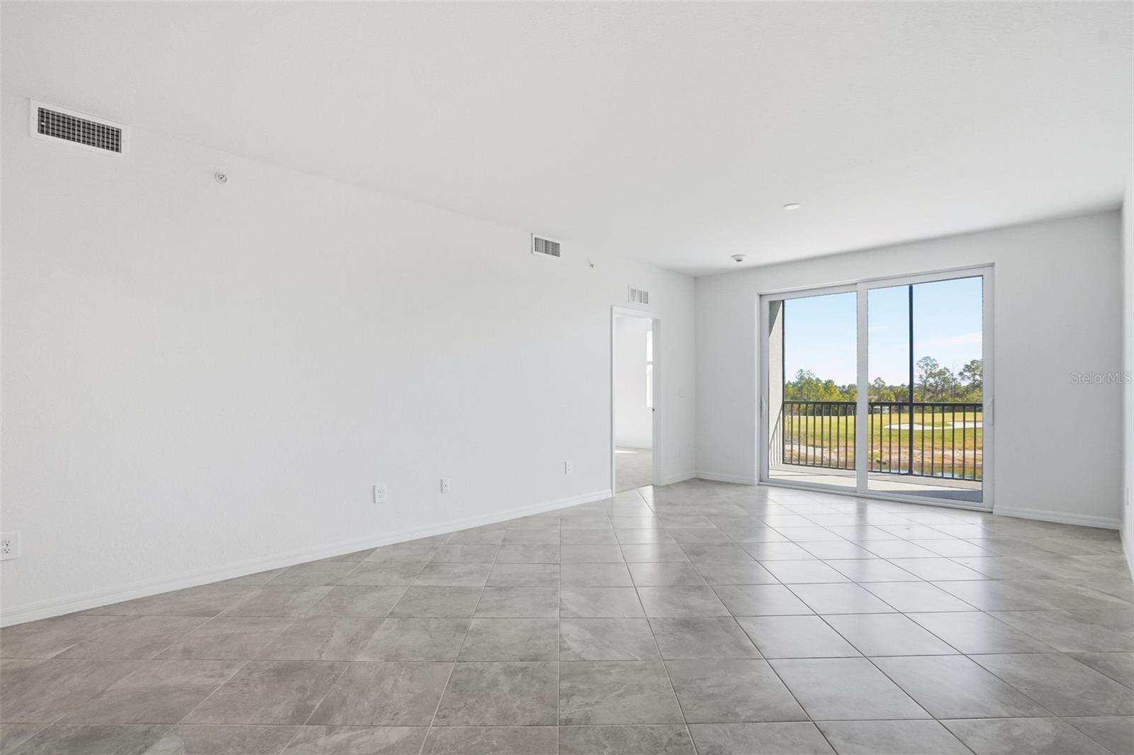 19110 SCALLOP LOOP #204, LAKEWOOD RANCH, FL — photo 9