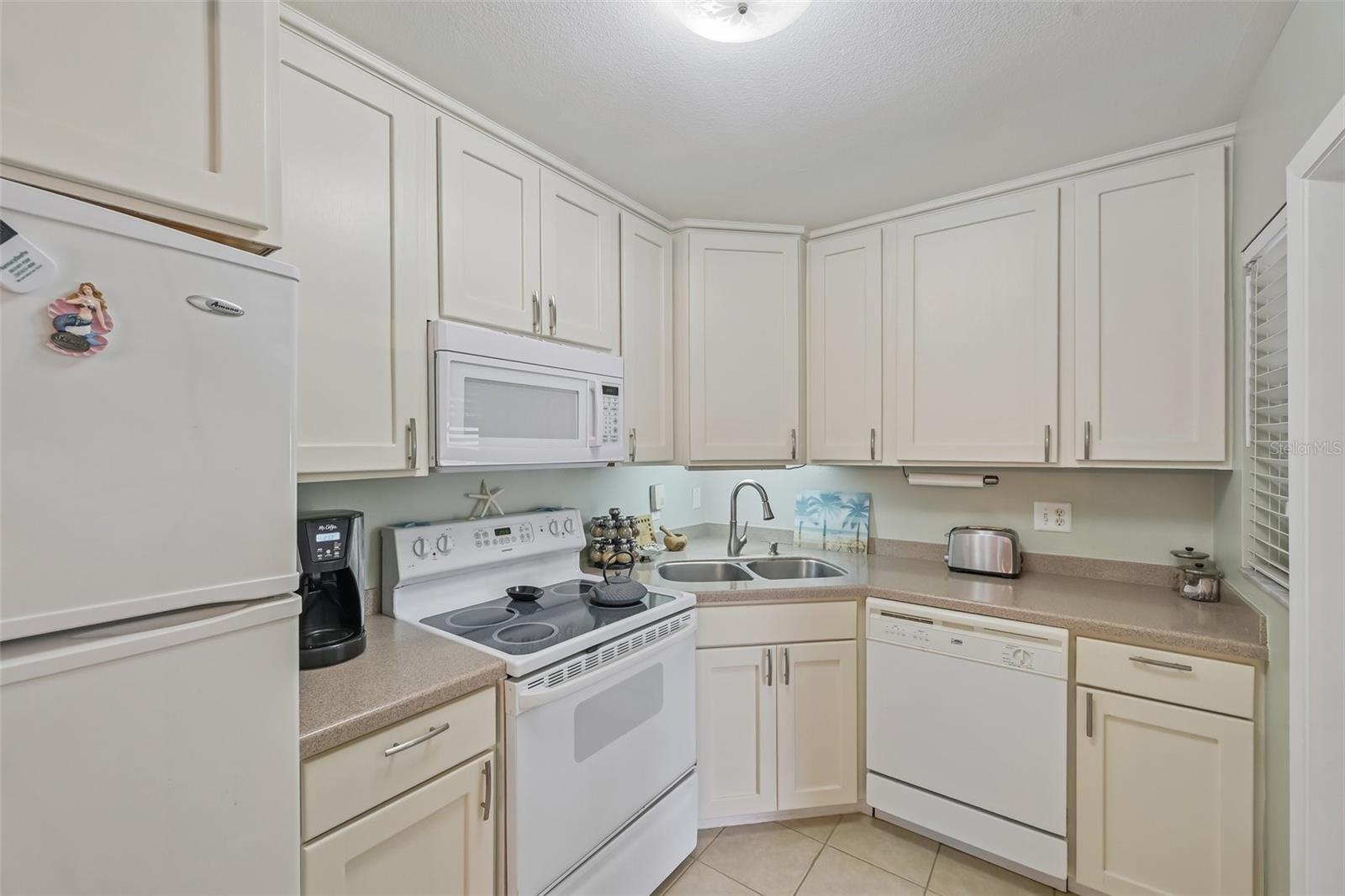 390 301 BLVD W #4D, BRADENTON, FL — photo 11