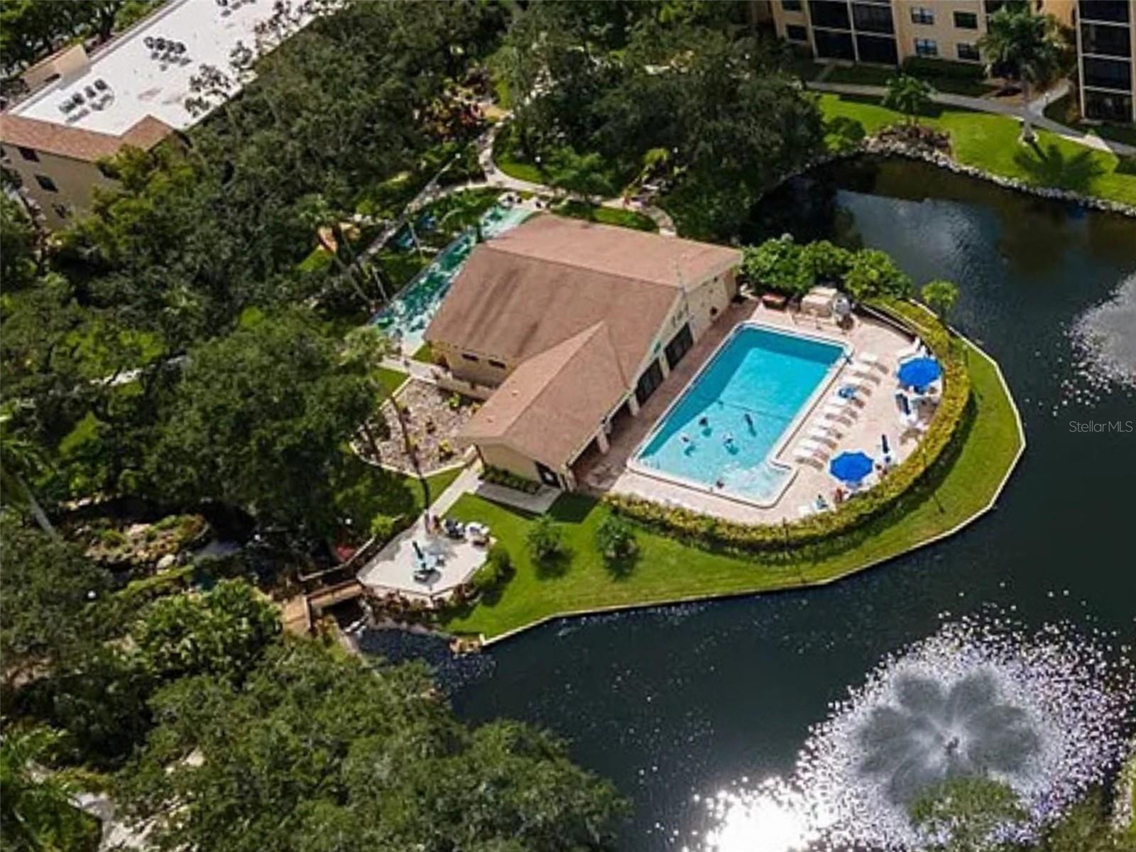 390 301 BLVD W #4D, BRADENTON, FL — photo 32