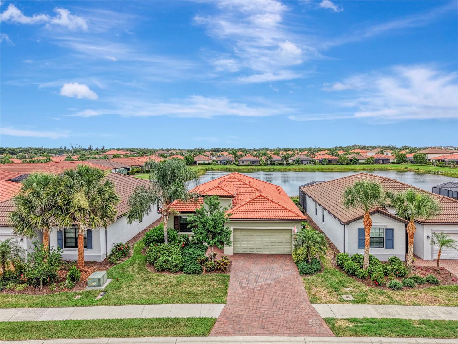 9903 WINGOOD DR, VENICE, FL — photo 2