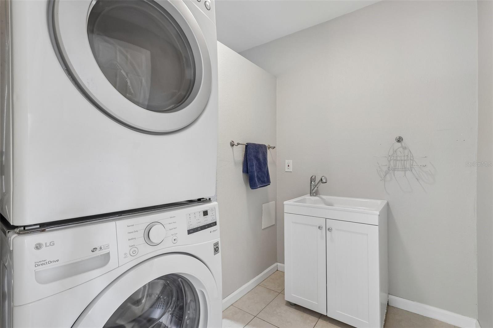 2117 BARCELONA DR, CLEARWATER, FL — photo 25