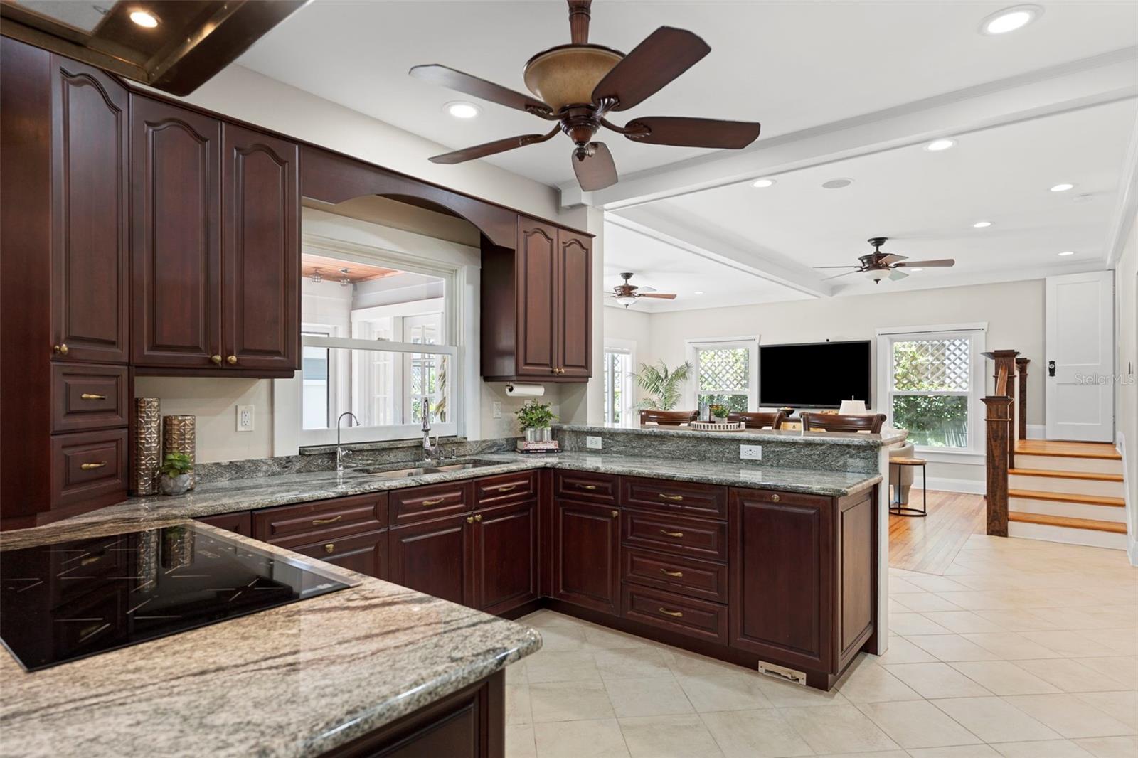 703 S EDISON AVE, TAMPA, FL — photo 12