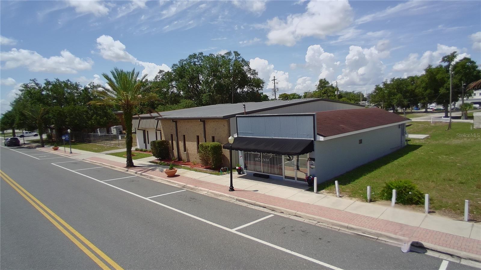 208 E LAKE AVE, AUBURNDALE, FL — photo 24