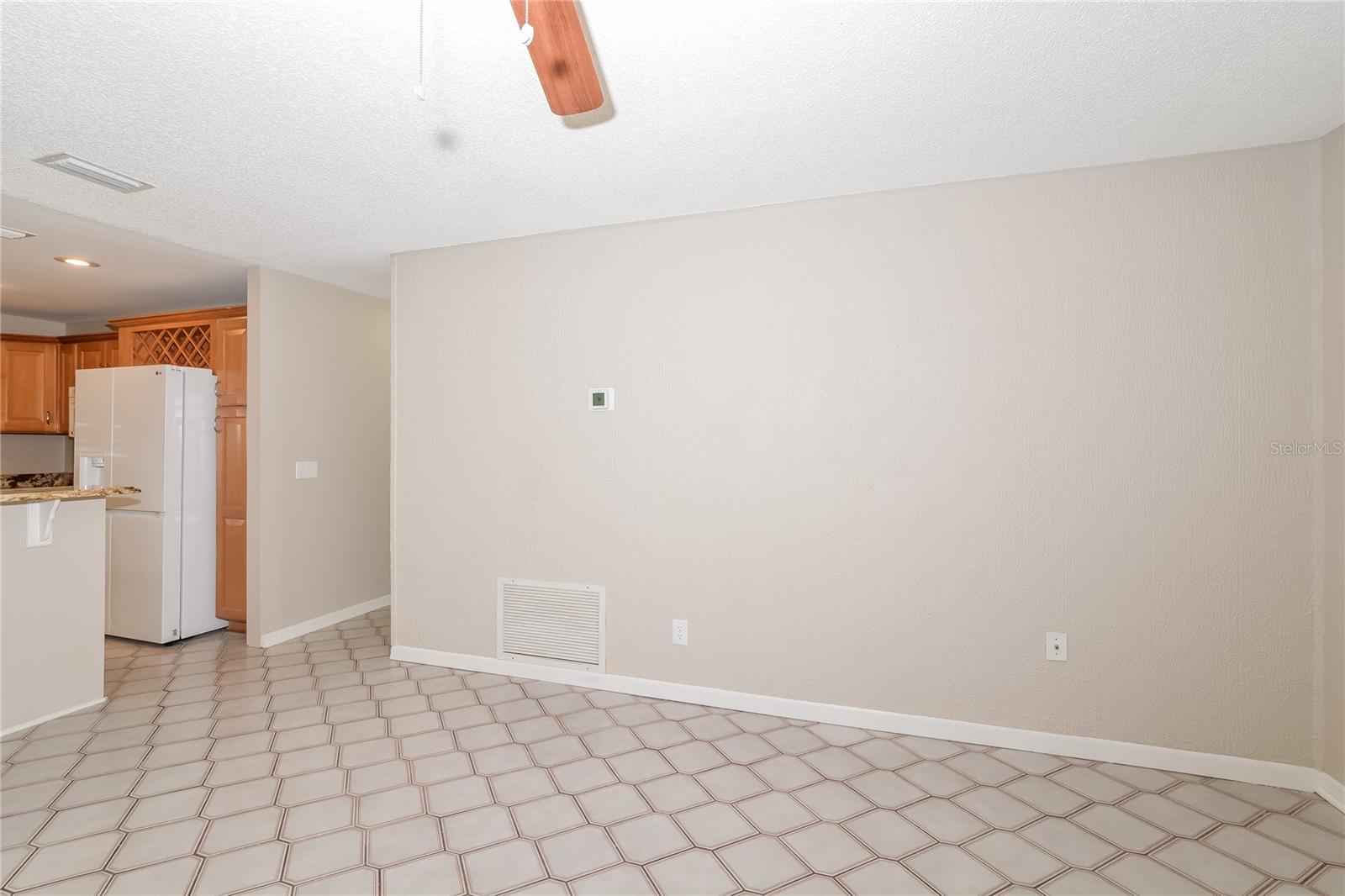 8873 ASPEN AVE, ORLANDO, FL — photo 2