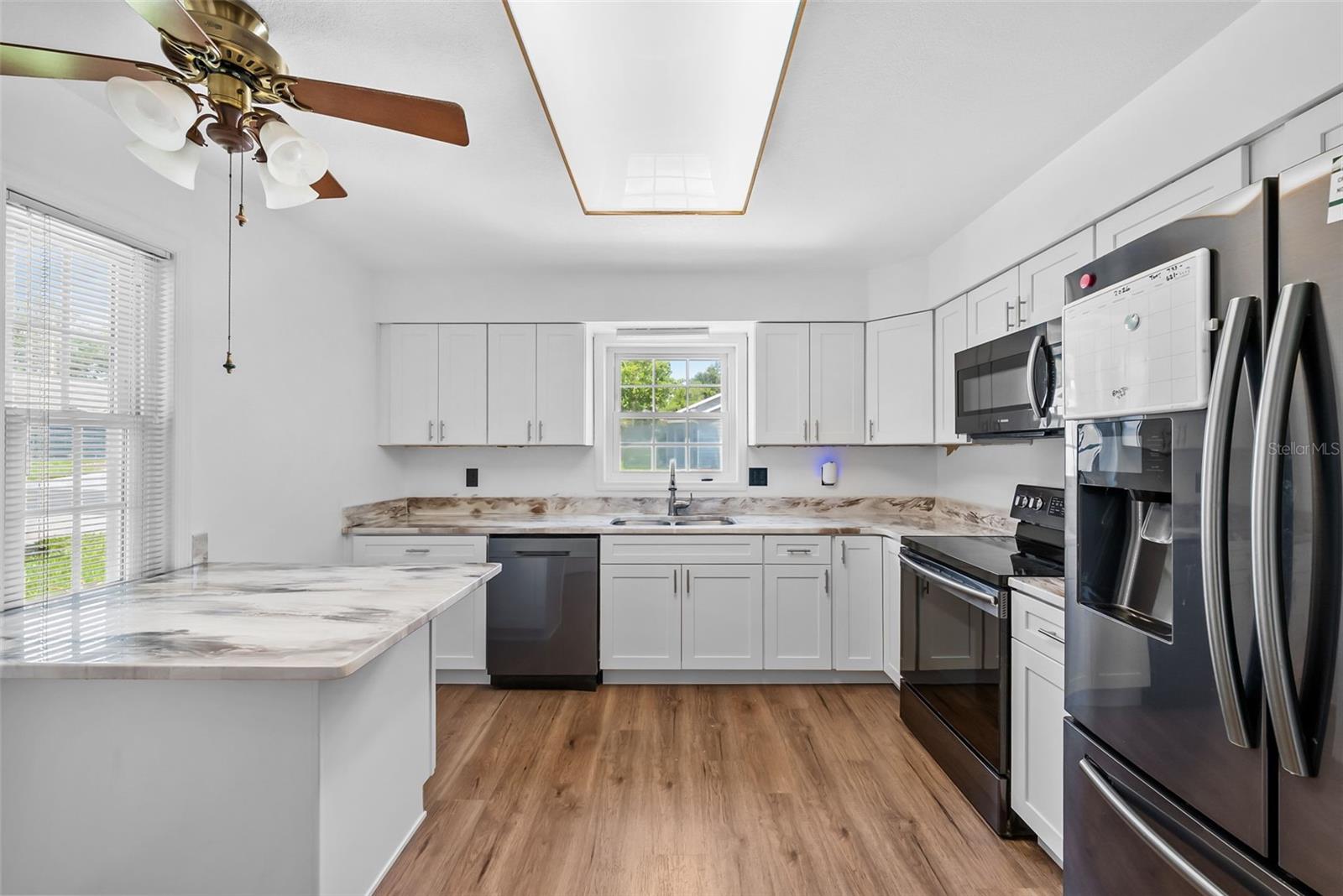 37420 TEABERRY LOOP, ZEPHYRHILLS, FL — photo 14