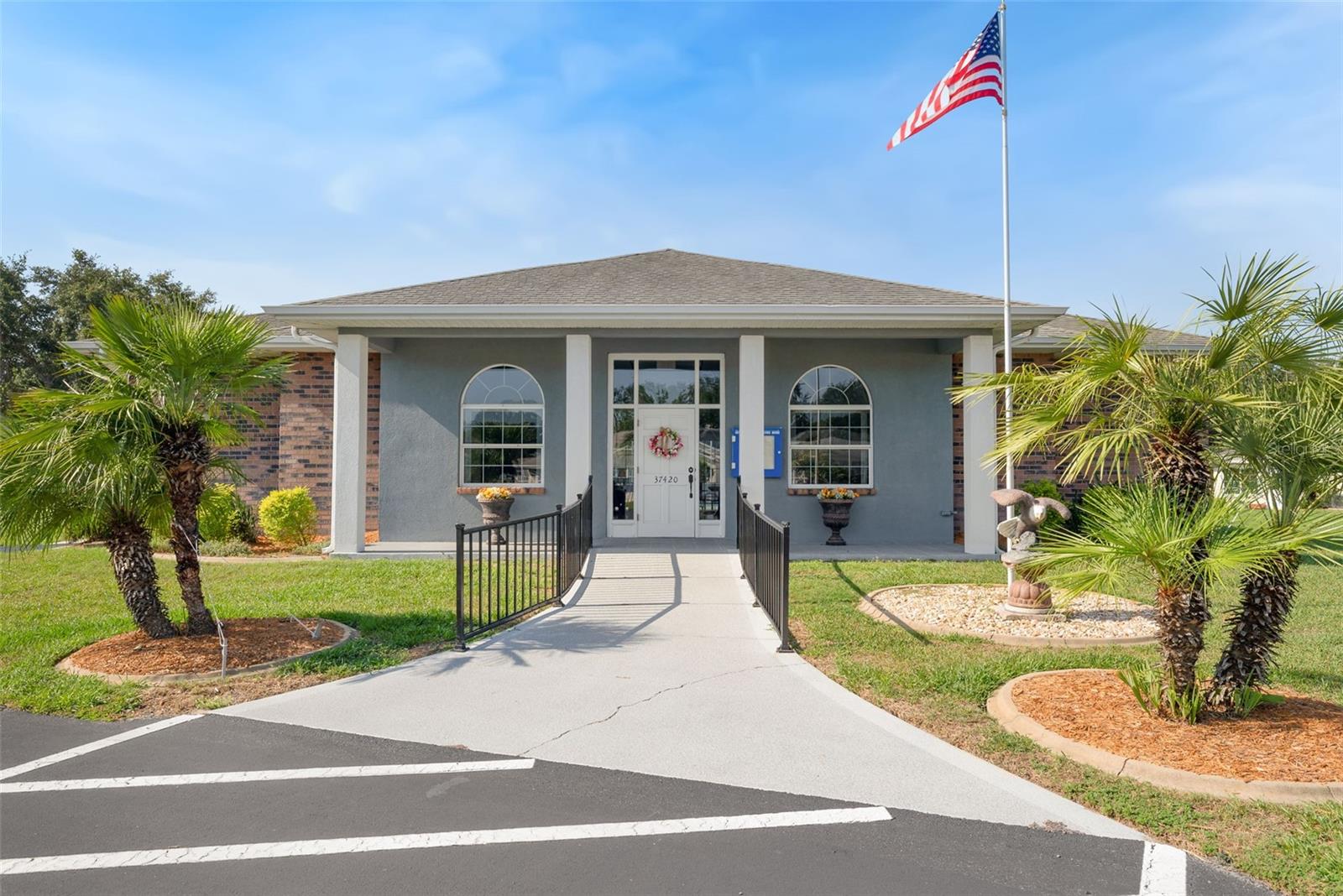 37420 TEABERRY LOOP, ZEPHYRHILLS, FL — photo 25