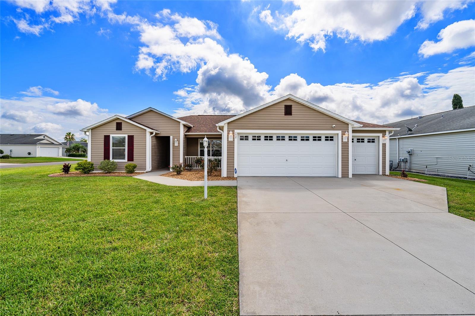 2446 HOPESPRING LOOP, THE VILLAGES, FL
