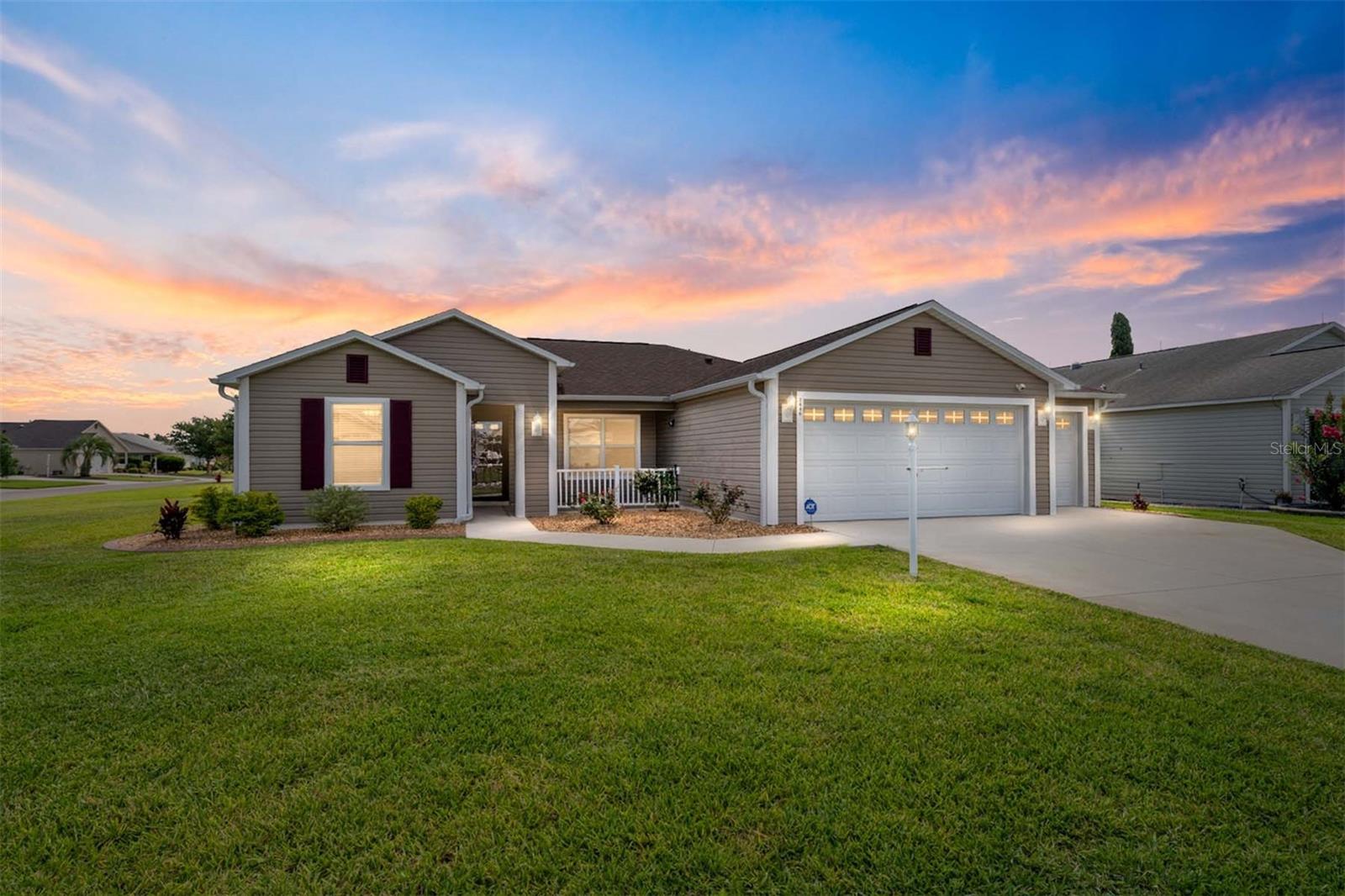 2446 HOPESPRING LOOP, THE VILLAGES, FL — photo 2