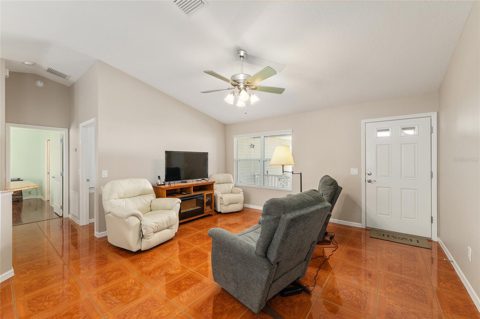 2446 HOPESPRING LOOP, THE VILLAGES, FL — photo 9
