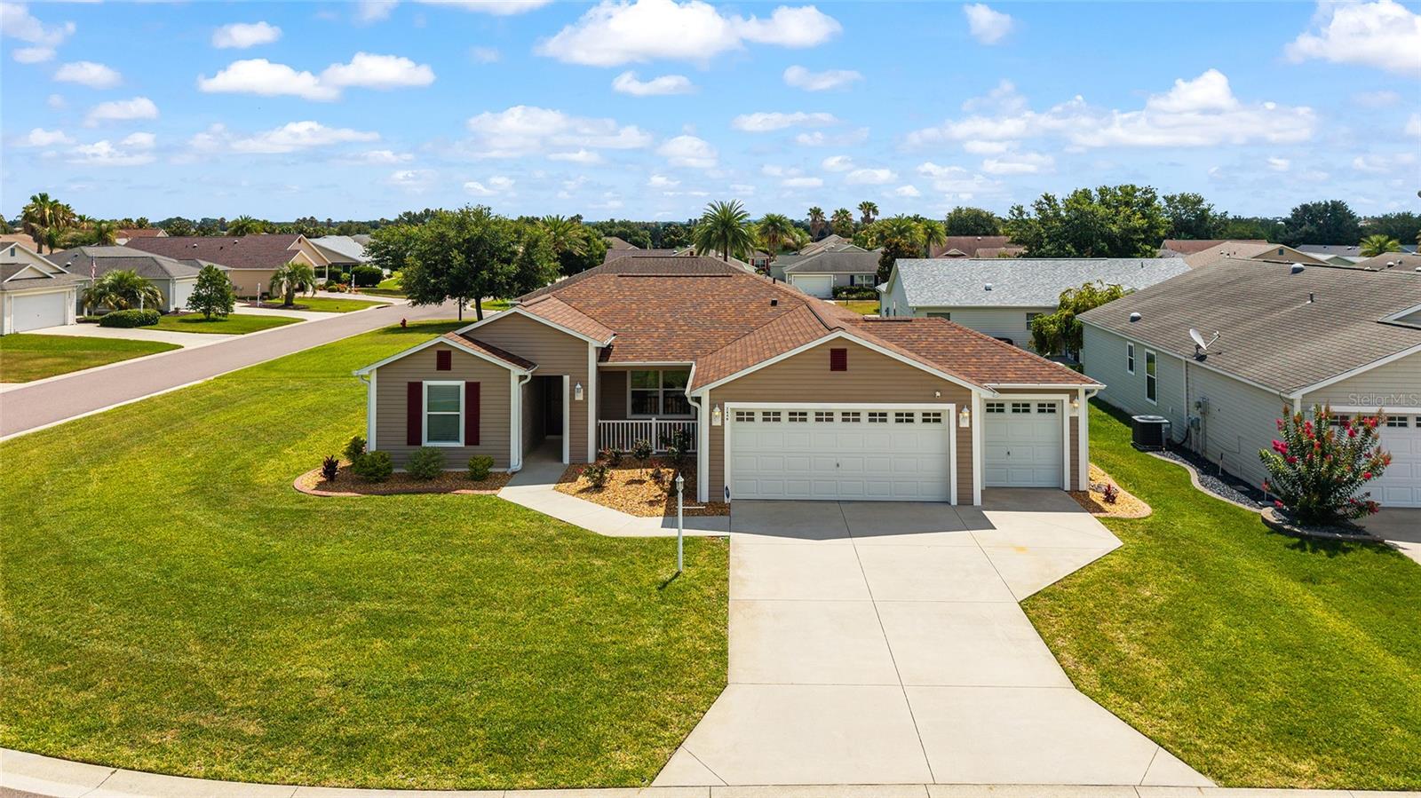 2446 HOPESPRING LOOP, THE VILLAGES, FL — photo 40