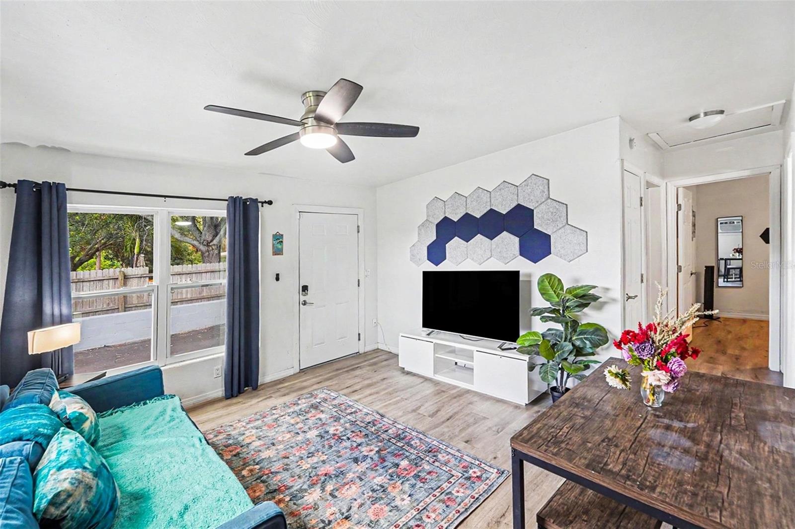 519 FLORIDA AVE, CLEARWATER, FL — photo 4