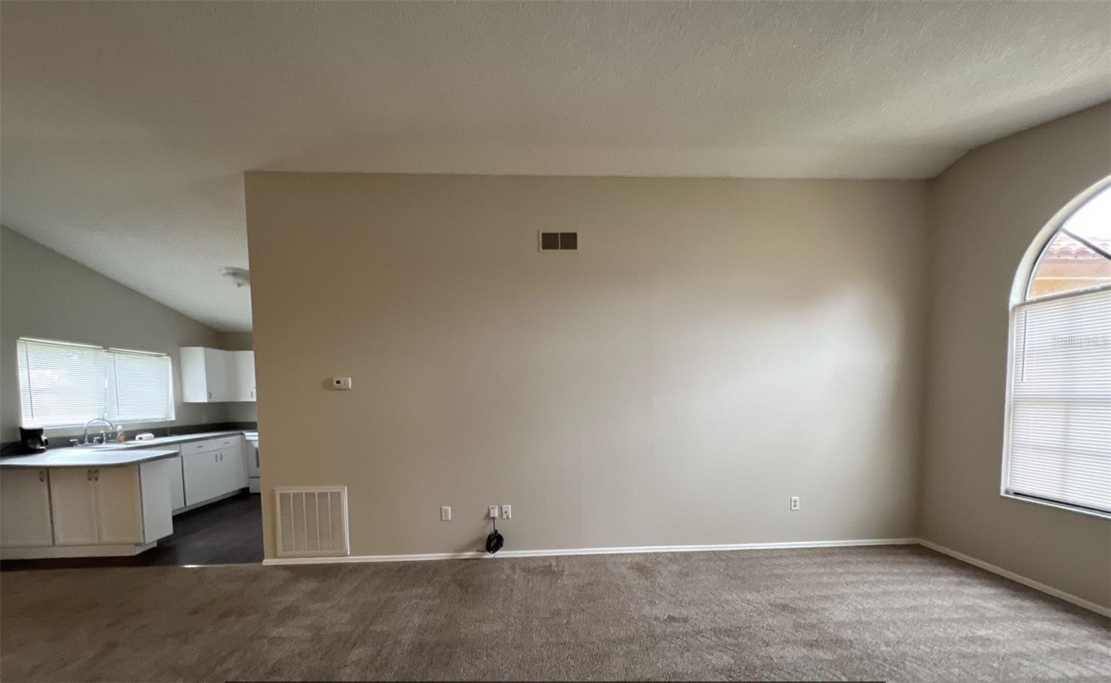 319 OAK TRACK DR, OCALA, FL — photo 4