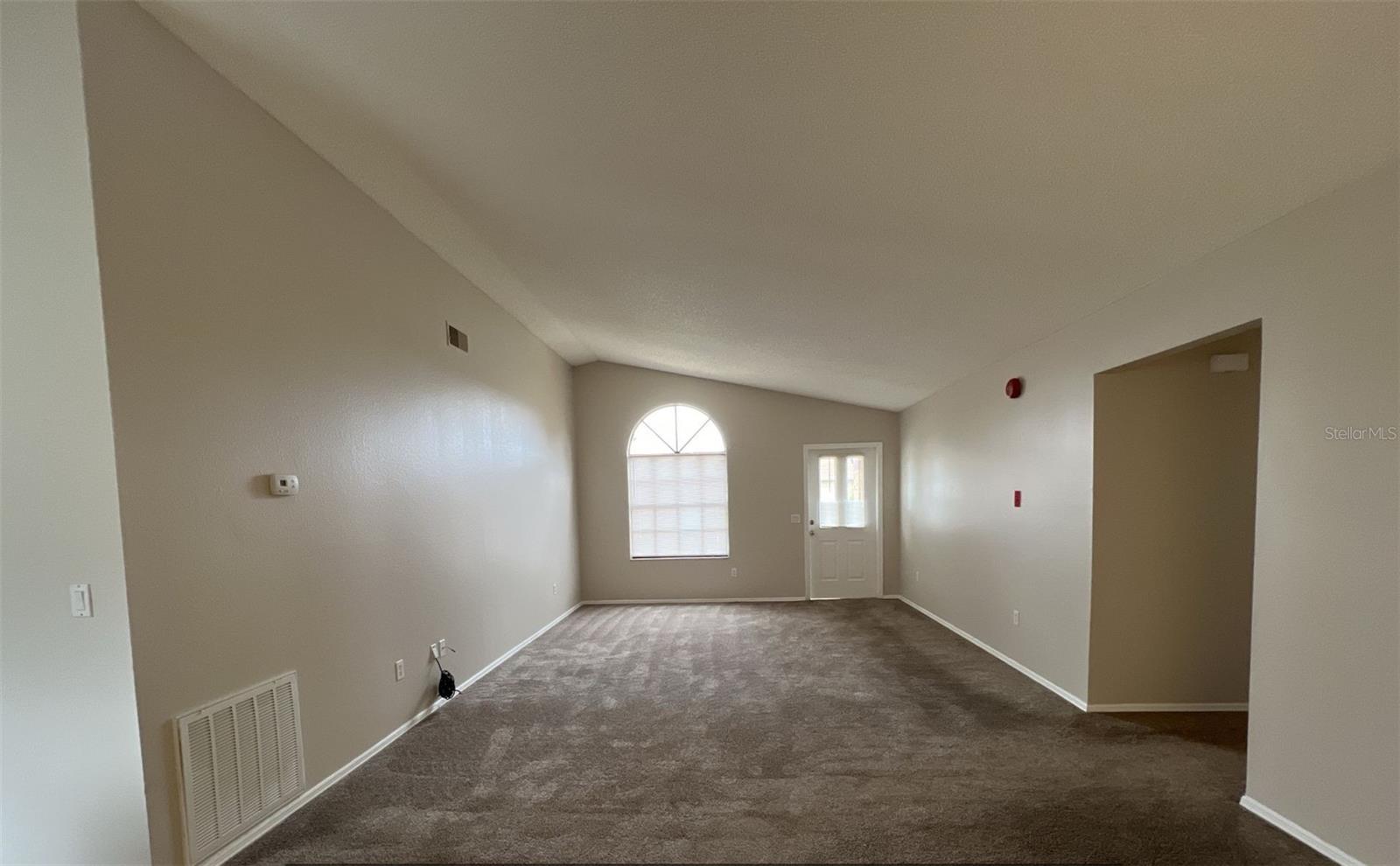 319 OAK TRACK DR, OCALA, FL — photo 5