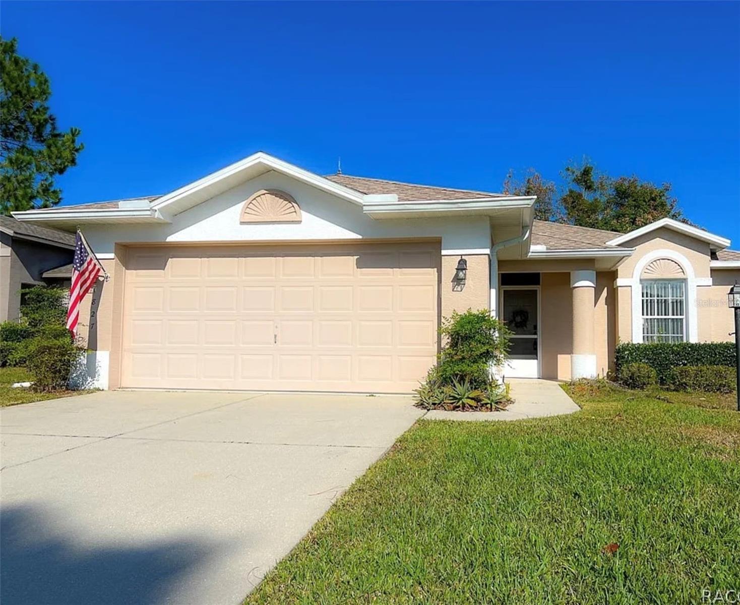1827 W NICOLE DR, LECANTO, FL