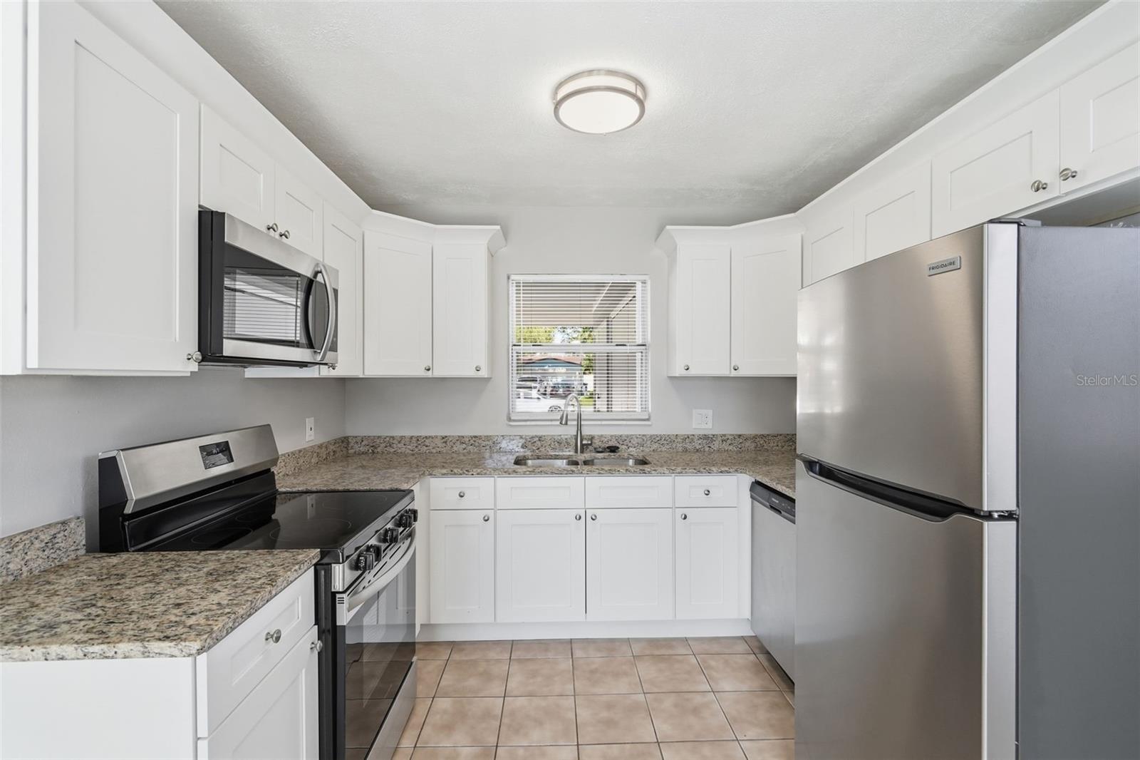 3934 HELENA ST NE, ST PETERSBURG, FL — photo 17