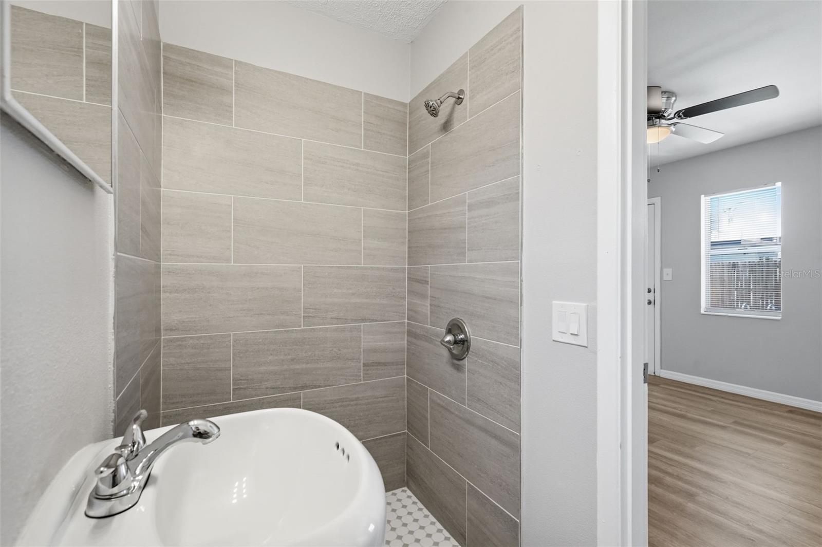 3934 HELENA ST NE, ST PETERSBURG, FL — photo 30
