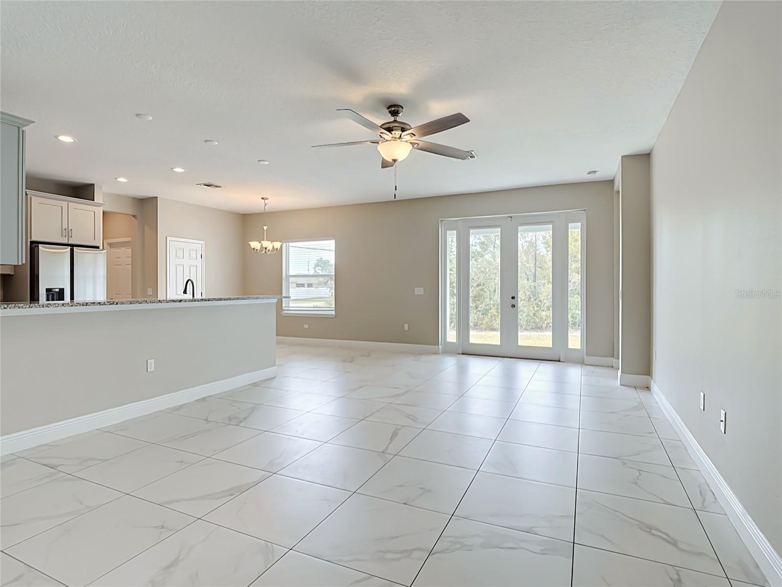 106 OAK CIR, POINCIANA, FL — photo 8