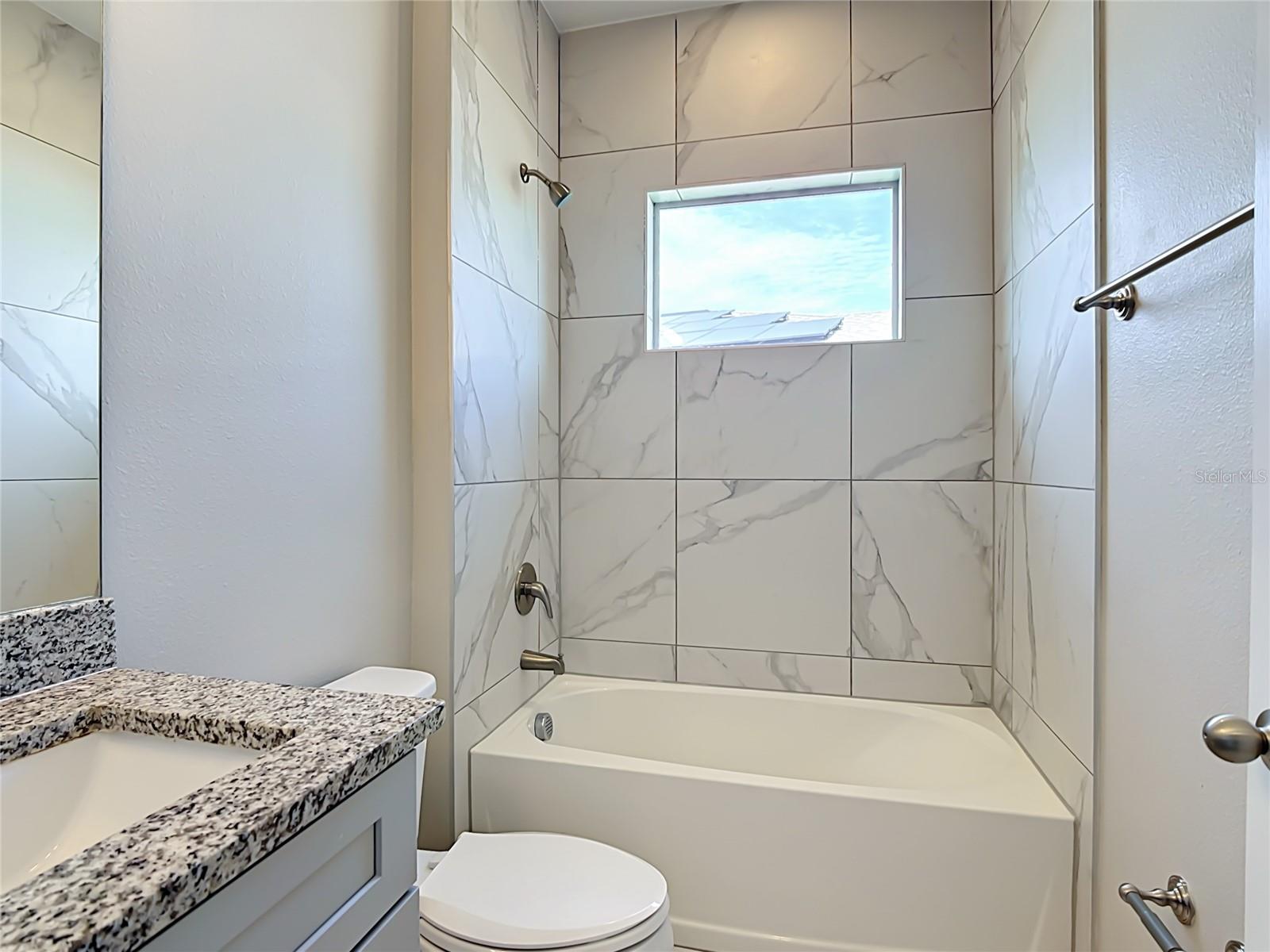 106 OAK CIR, POINCIANA, FL — photo 23