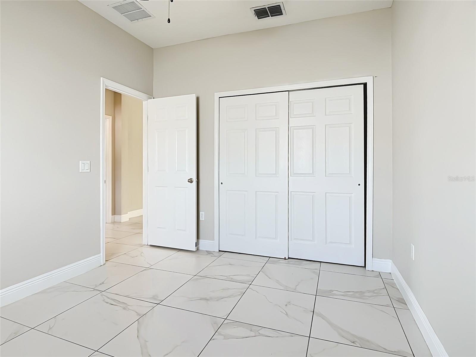106 OAK CIR, POINCIANA, FL — photo 26