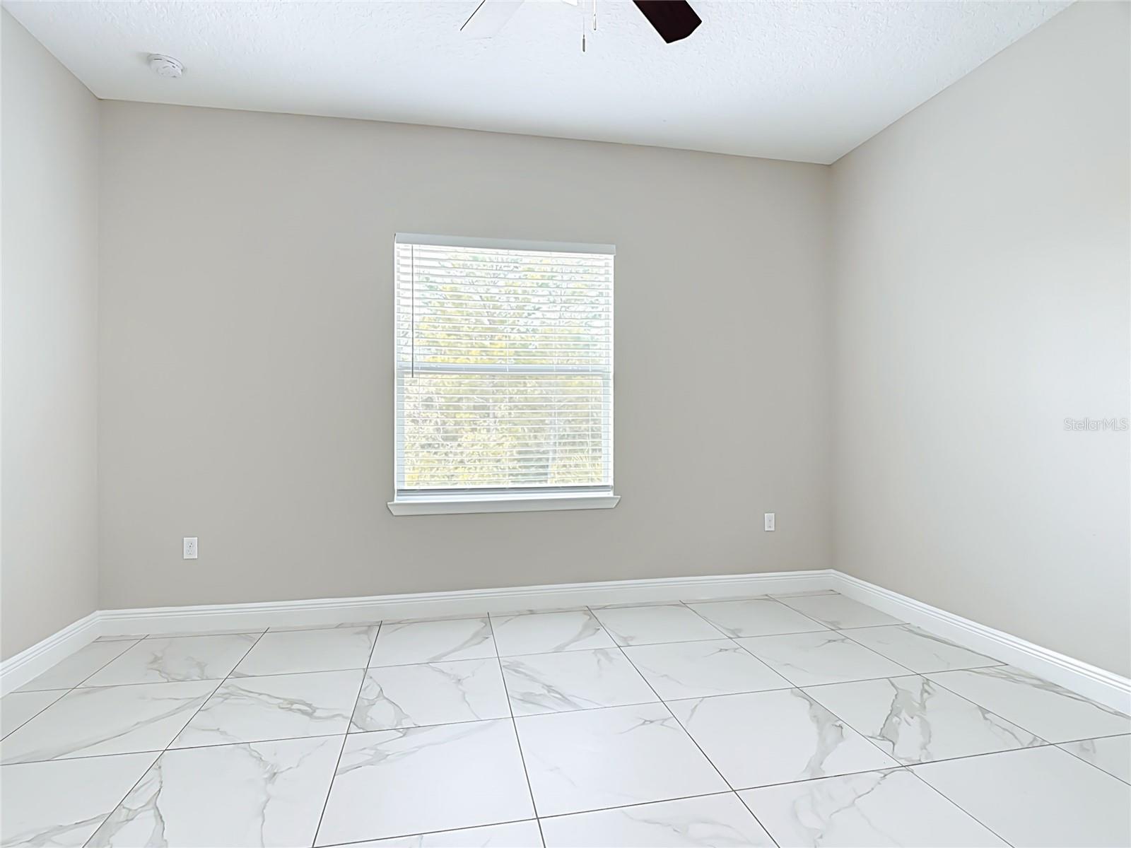 106 OAK CIR, POINCIANA, FL — photo 31