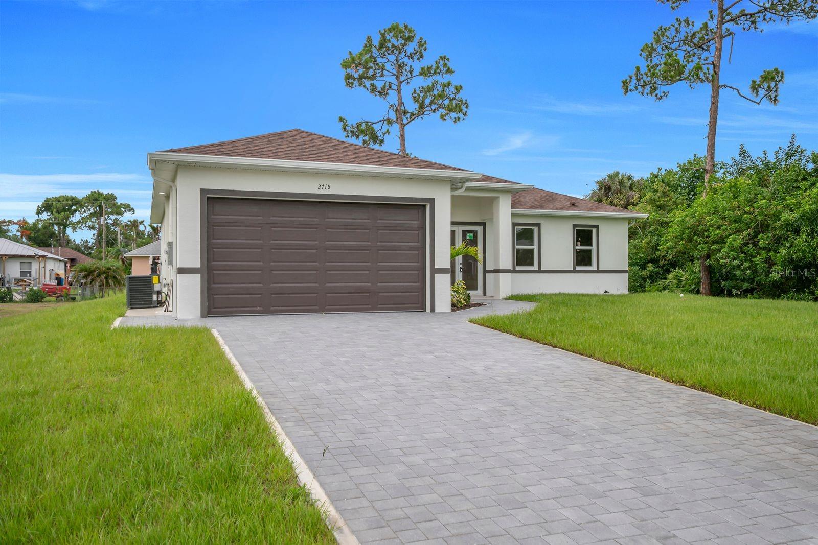2715 10TH ST W, LEHIGH ACRES, FL — photo 2