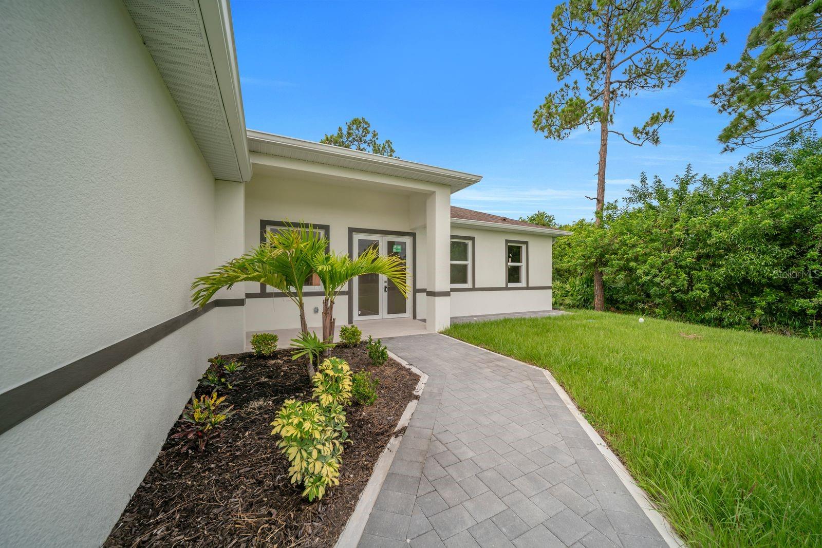2715 10TH ST W, LEHIGH ACRES, FL — photo 3
