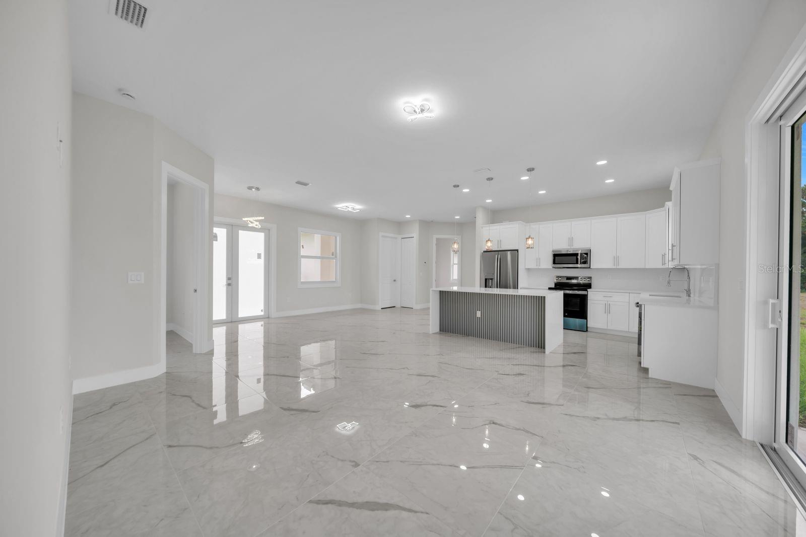 2715 10TH ST W, LEHIGH ACRES, FL — photo 11