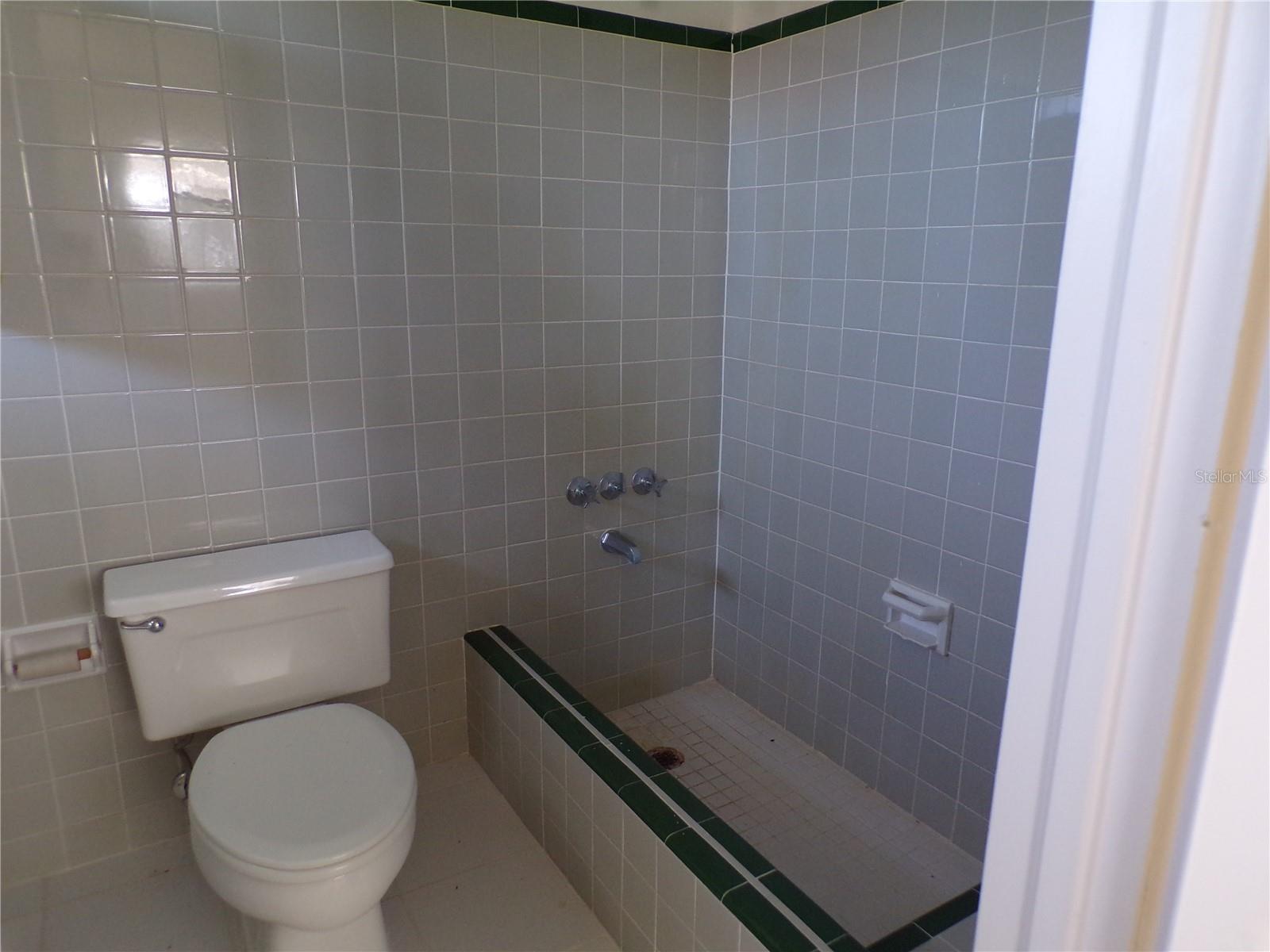 1124 SUNSET DR, VENICE, FL — photo 14