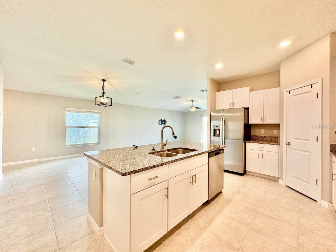 7025 KING CREEK DR, SUN CITY CENTER, FL — photo 7