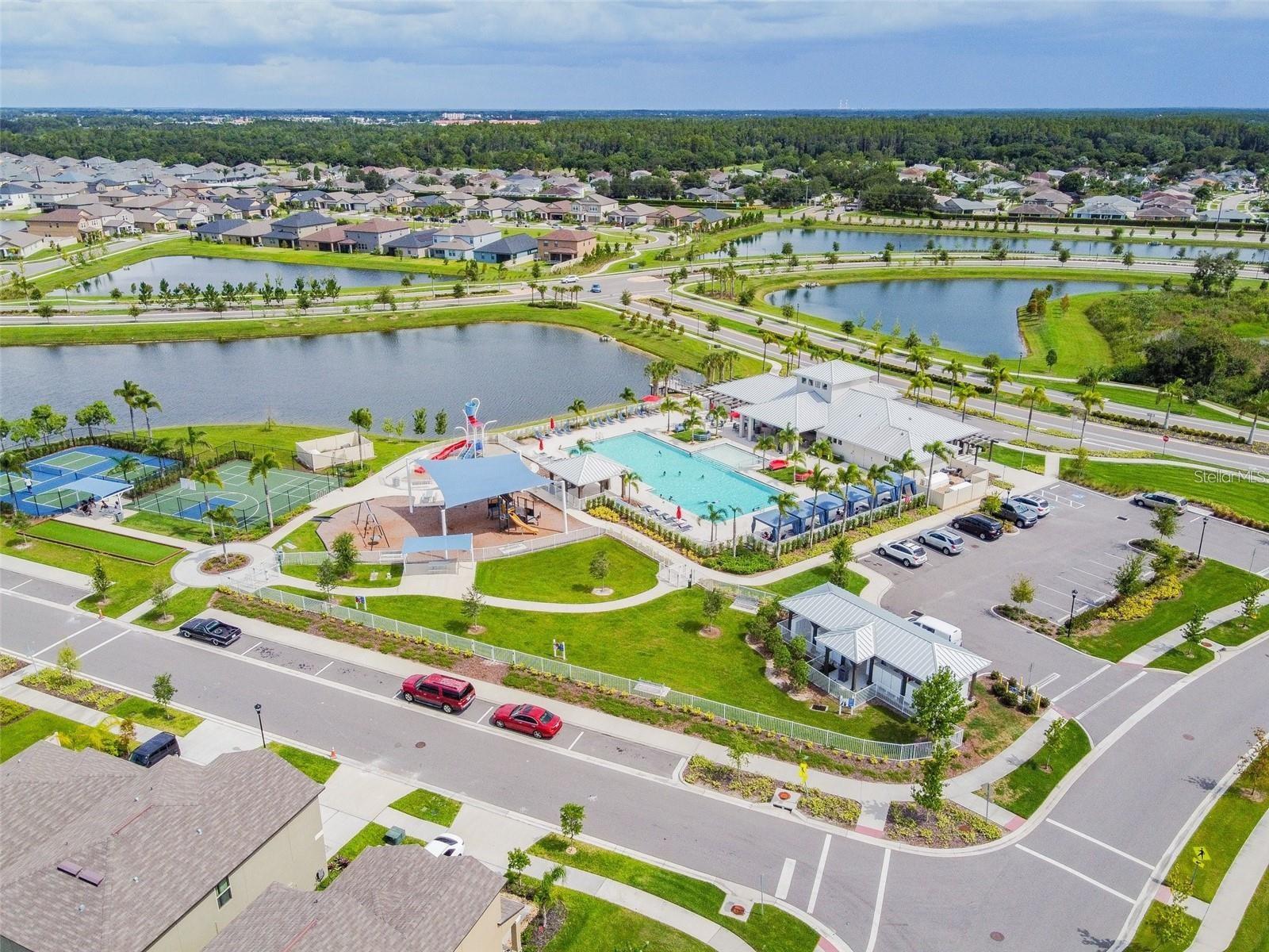 7025 KING CREEK DR, SUN CITY CENTER, FL — photo 33