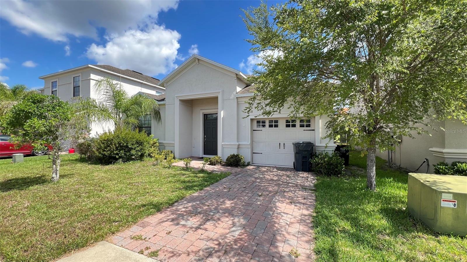 2353 VICTORIA DR, DAVENPORT, FL — photo 2