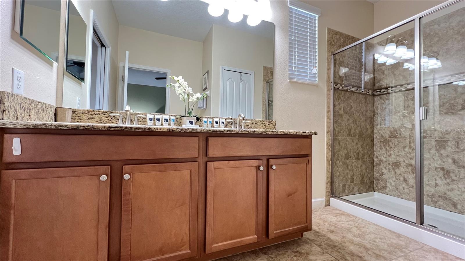 2353 VICTORIA DR, DAVENPORT, FL — photo 36