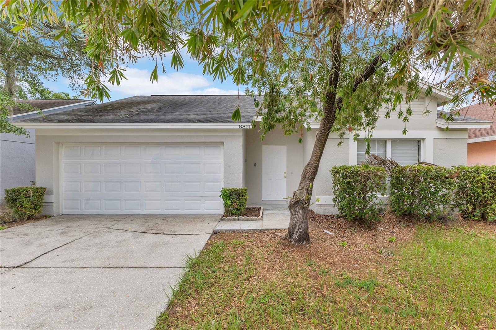 8821 PARLIAMENT CT, KISSIMMEE, FL