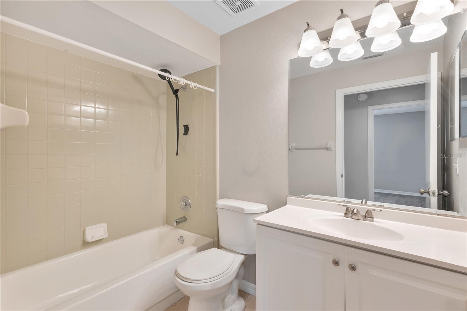 8821 PARLIAMENT CT, KISSIMMEE, FL — photo 17