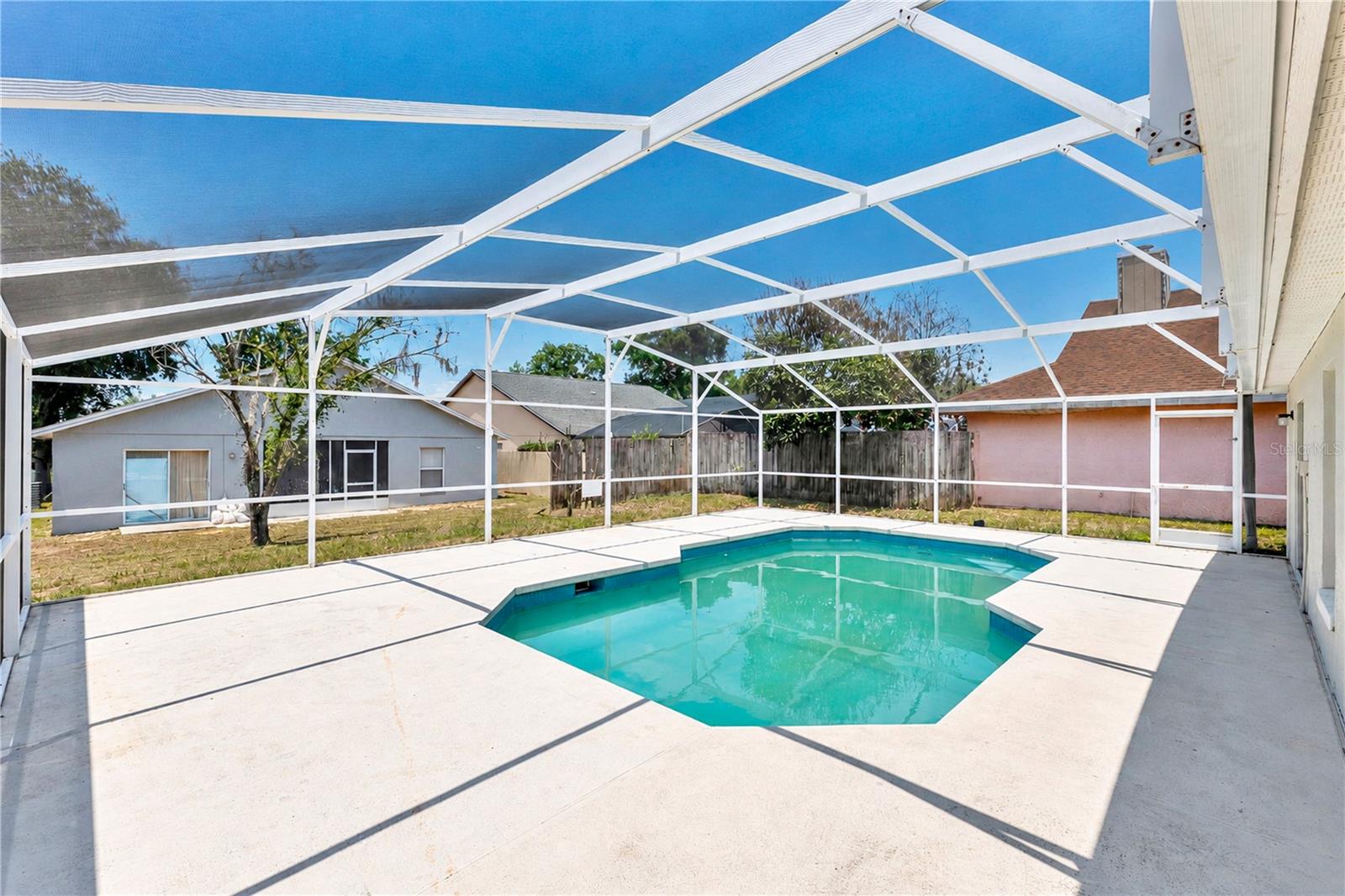 8821 PARLIAMENT CT, KISSIMMEE, FL — photo 20
