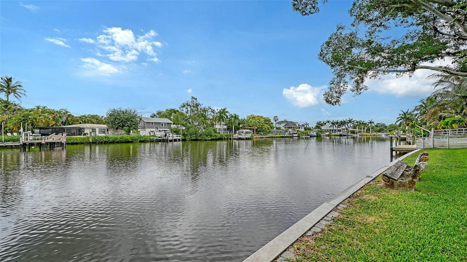 2103 LUSITANIA DR, SARASOTA, FL — photo 38