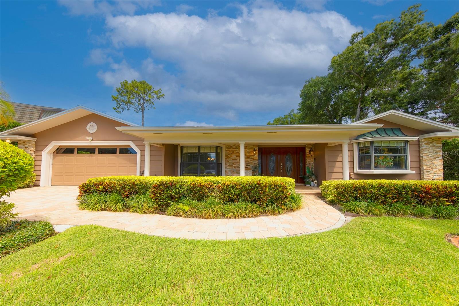 2943 WHISPER LN N, CLEARWATER, FL — photo 2