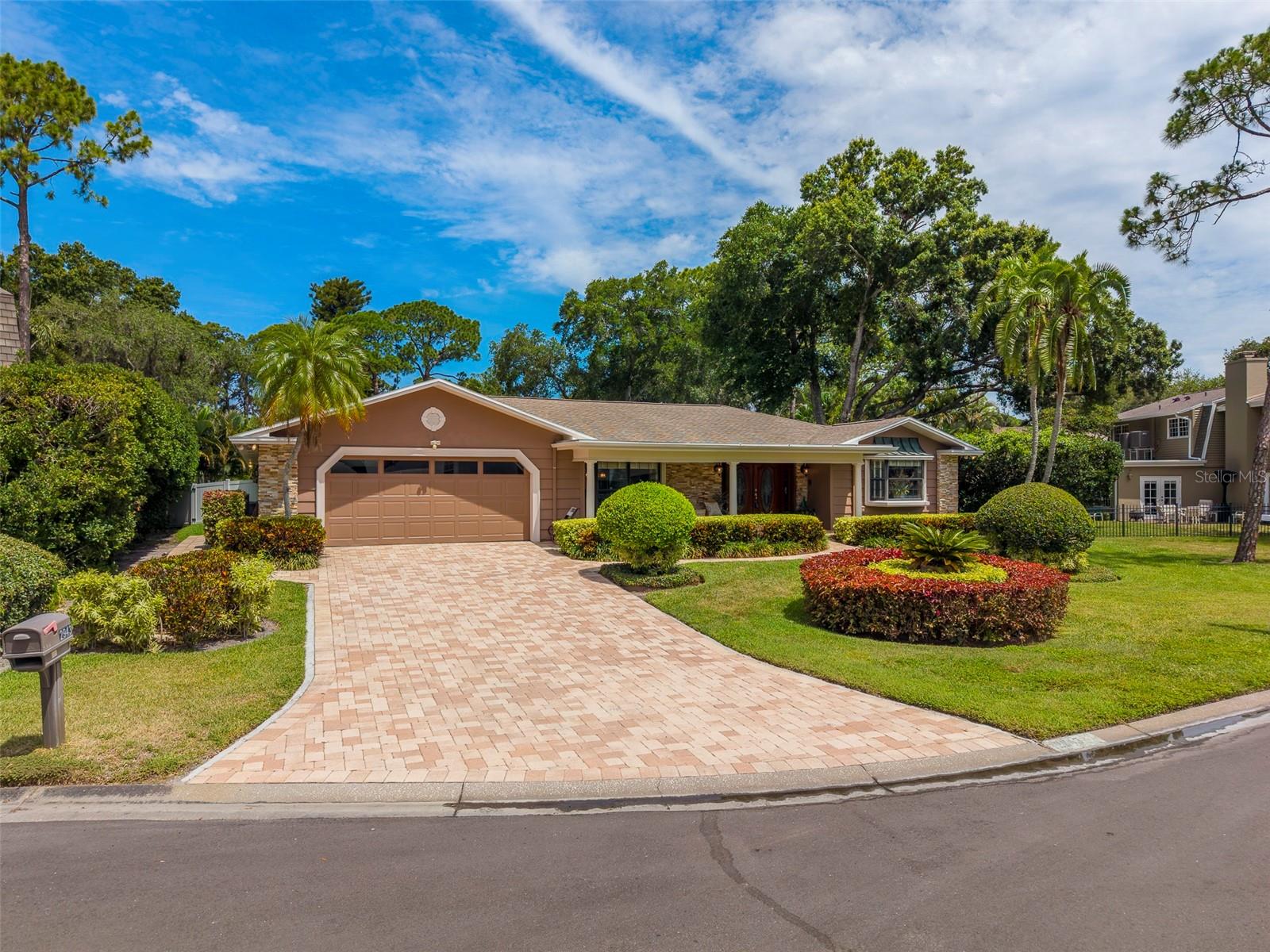 2943 WHISPER LN N, CLEARWATER, FL — photo 3