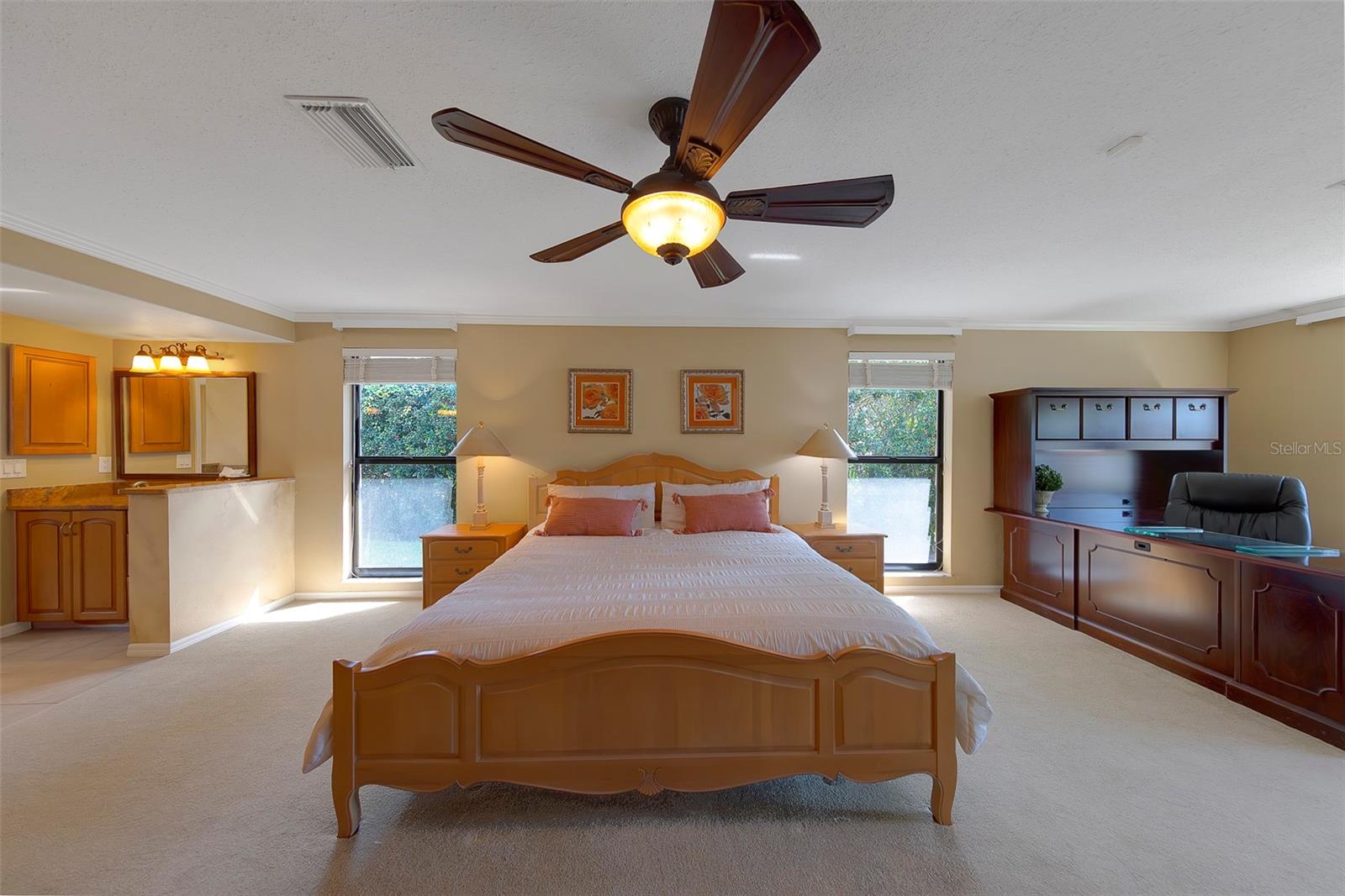 2943 WHISPER LN N, CLEARWATER, FL — photo 30