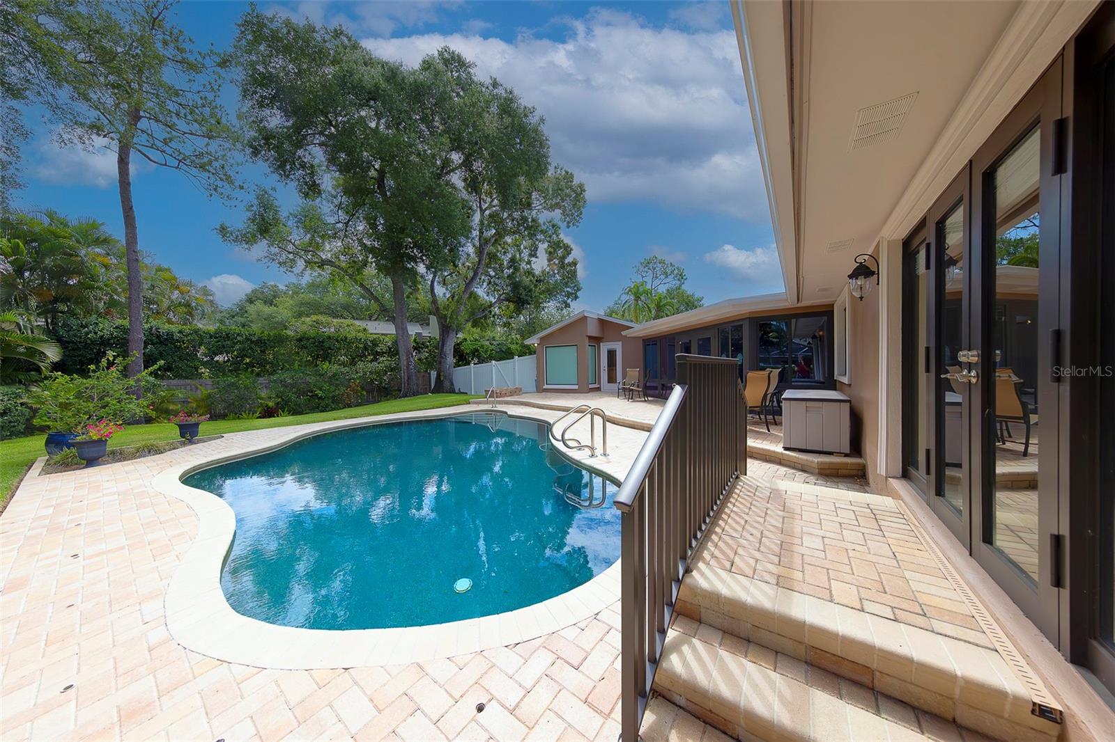 2943 WHISPER LN N, CLEARWATER, FL — photo 65