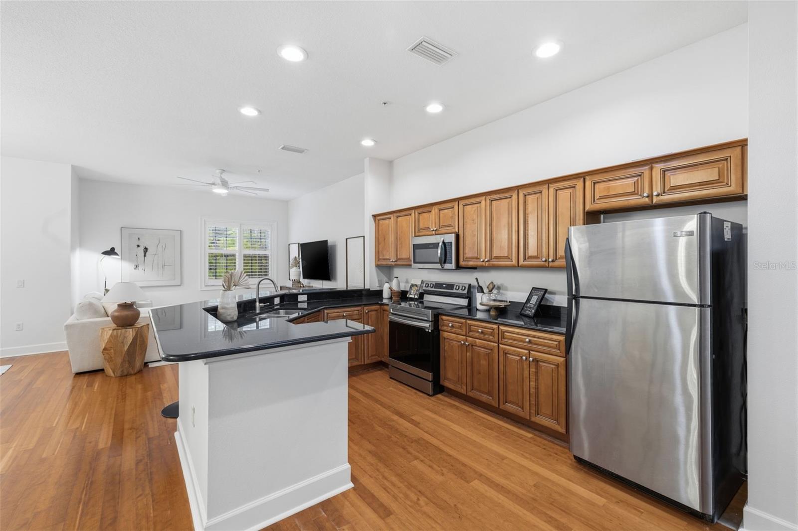 11516 BELLAMAR ST, TAMPA, FL — photo 7