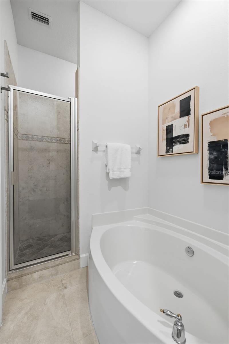 11516 BELLAMAR ST, TAMPA, FL — photo 24