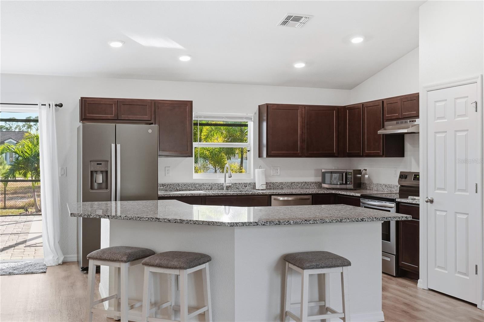 2714 NW 22ND TER, CAPE CORAL, FL — photo 12