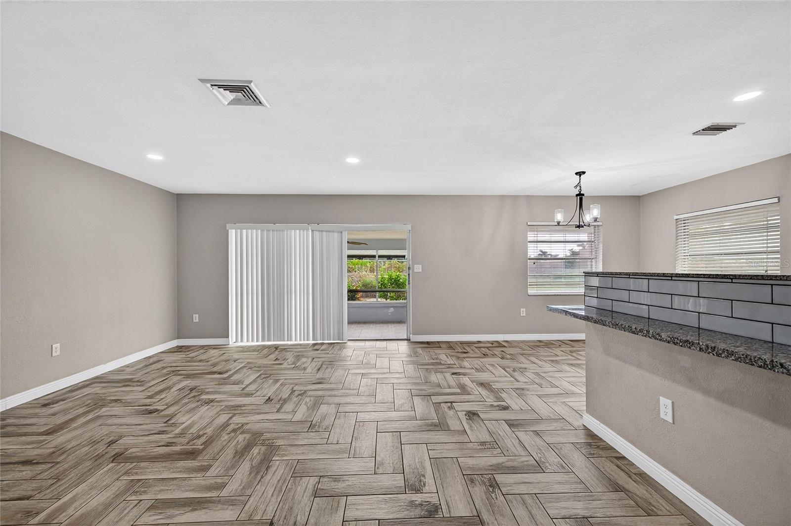 337 COLGAN AVE SE, PORT CHARLOTTE, FL — photo 13