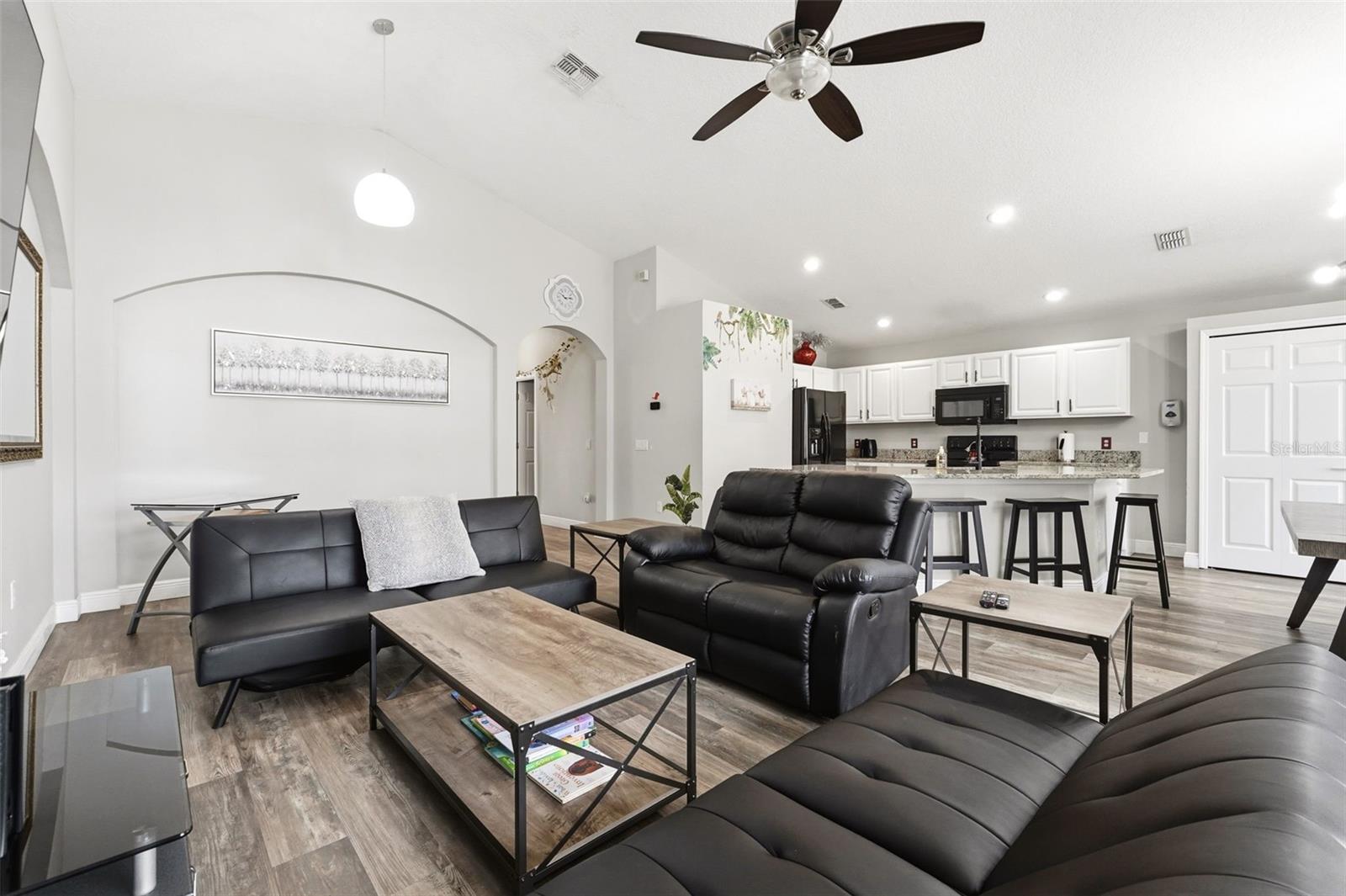4715 CUMBRIAN LAKES DR, KISSIMMEE, FL — photo 10