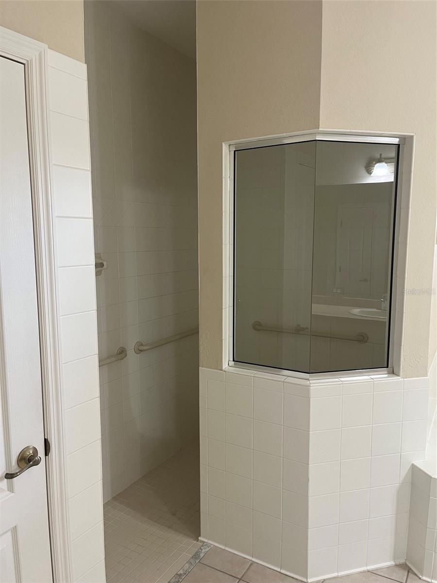 174 GRAND OAK CIR, VENICE, FL — photo 24