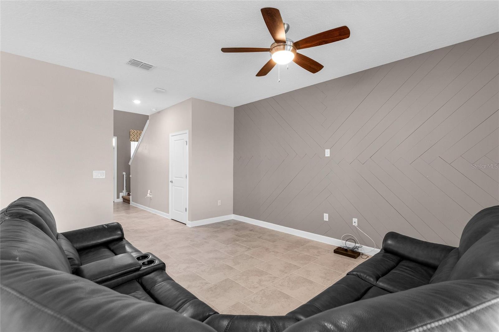 8833 BETH PAGE LN, DAVENPORT, FL — photo 11