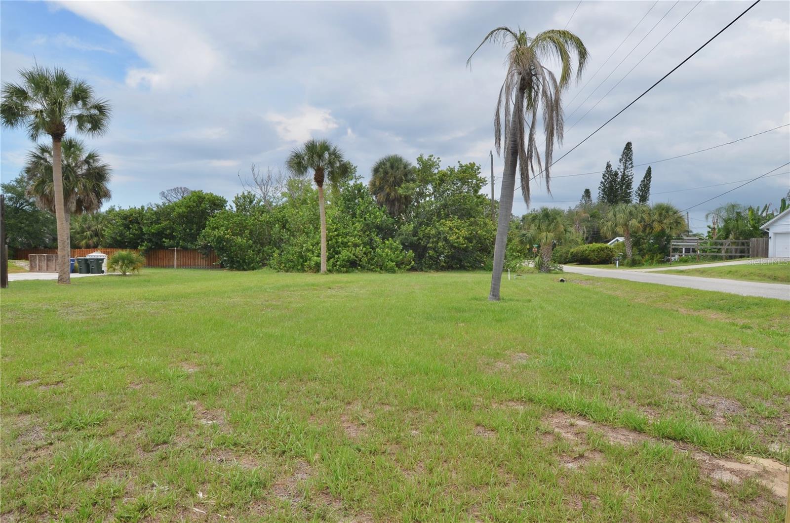 610 COQUINA CT, NOKOMIS, FL